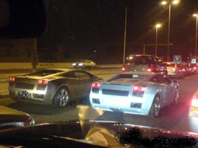                                                          �(�_●) lamborghini(�_●)�