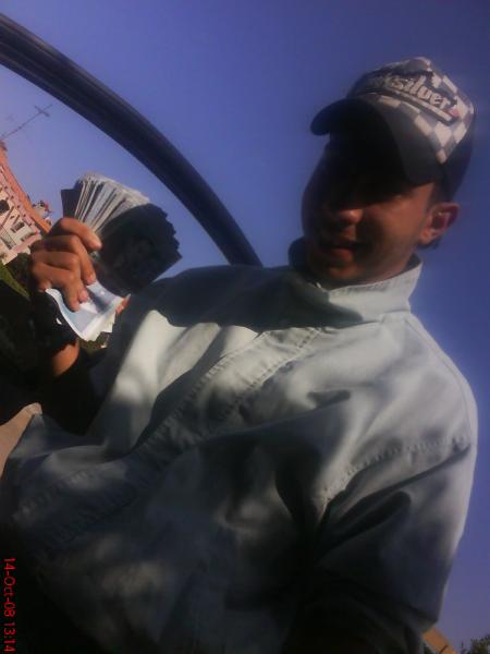 chouuuuuuuuu ne le dite a personne lol