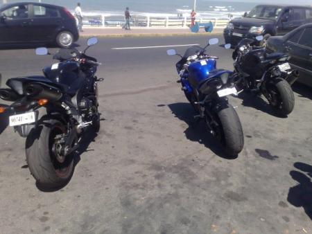 R1 VS R1 VS GSXR 1000