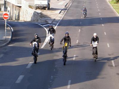                                                          �(�_●) STUNT46I (�_●)�